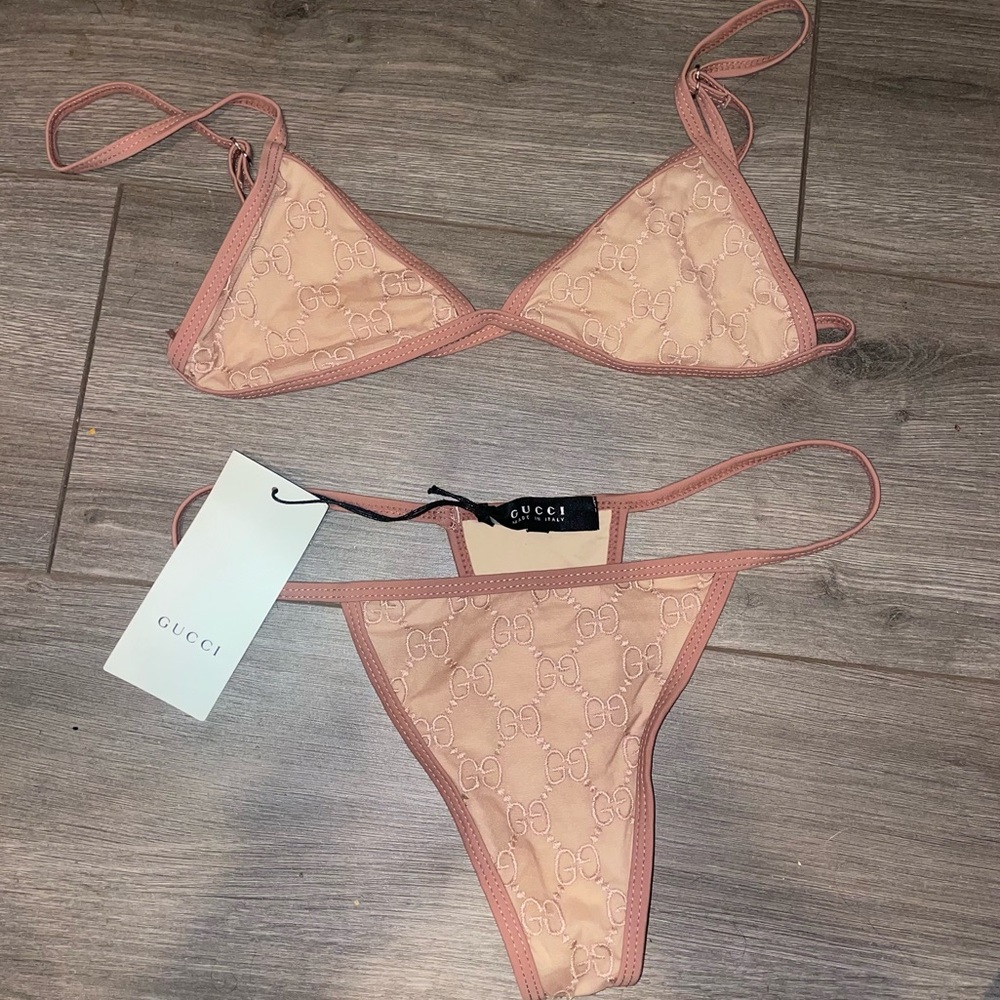 NWT G u c c i  inspired bathing suit